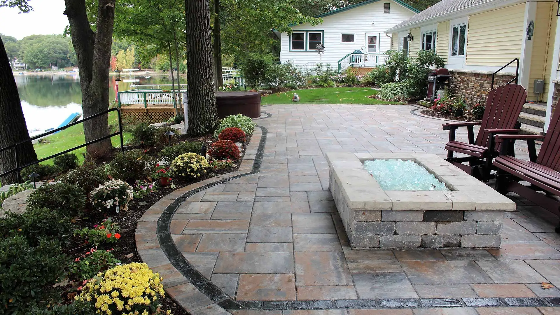 Custom landscaping and outdoor patio in Grand Rapids, MI.