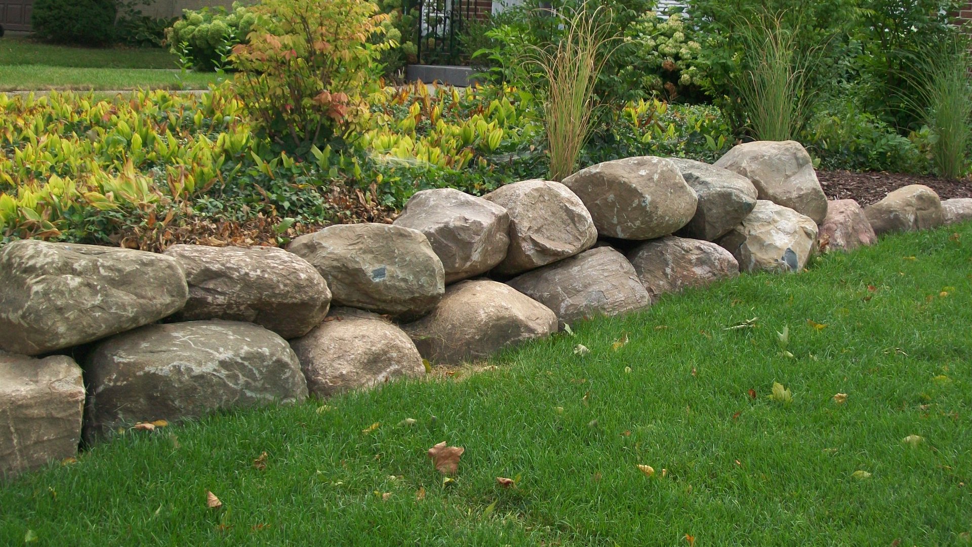 Retaining Walls - The Solution for Sloped Properties