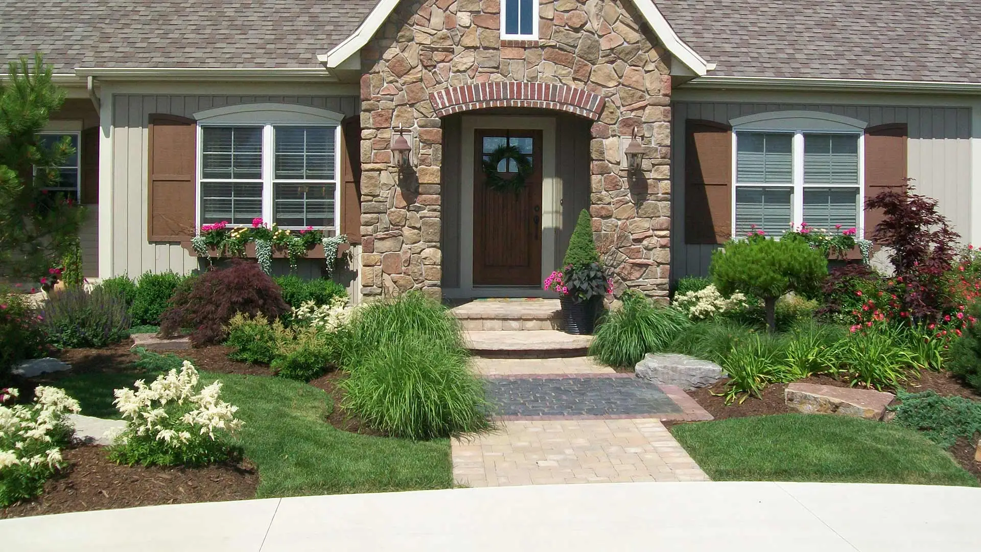 House front with landscaping plants in Allendale Charter Township, MI.