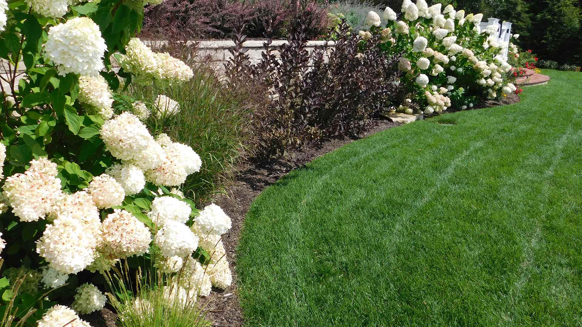 When Is the Best Time to Have Mulch Installed in Grand Rapids, MI?