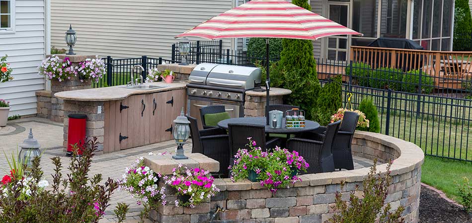 Outdoor kitchen in Plainfield Charter Township, Michigan.